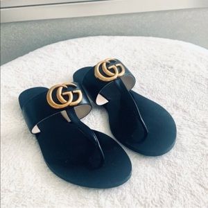 Gucci Thong Sandals
